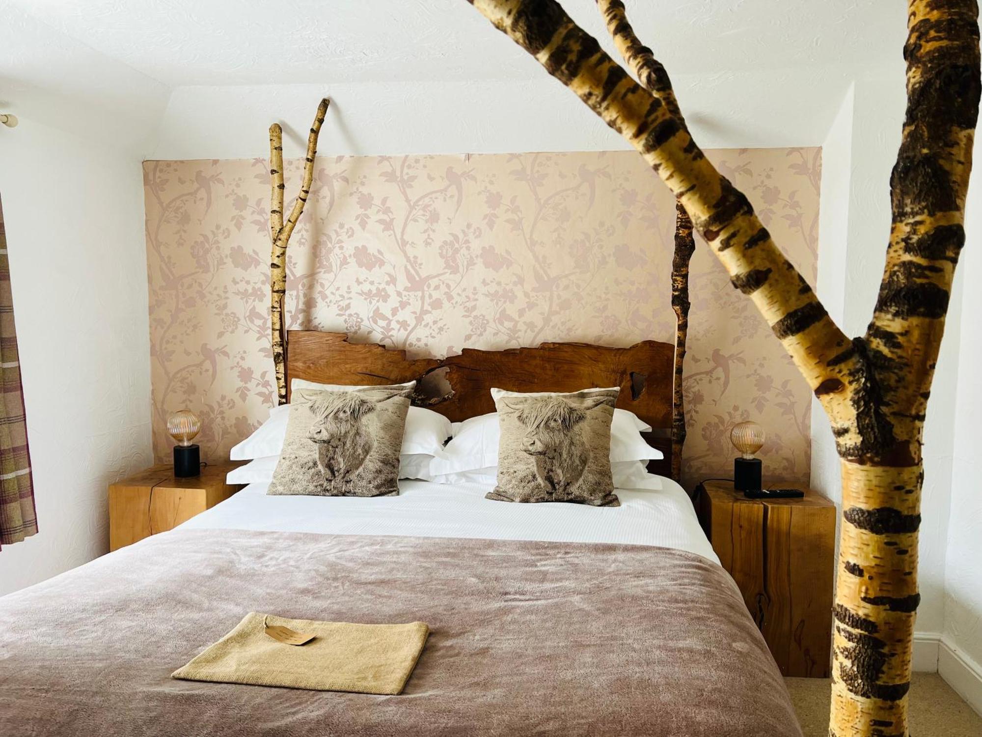 Отель Cottage Lodge Hotel