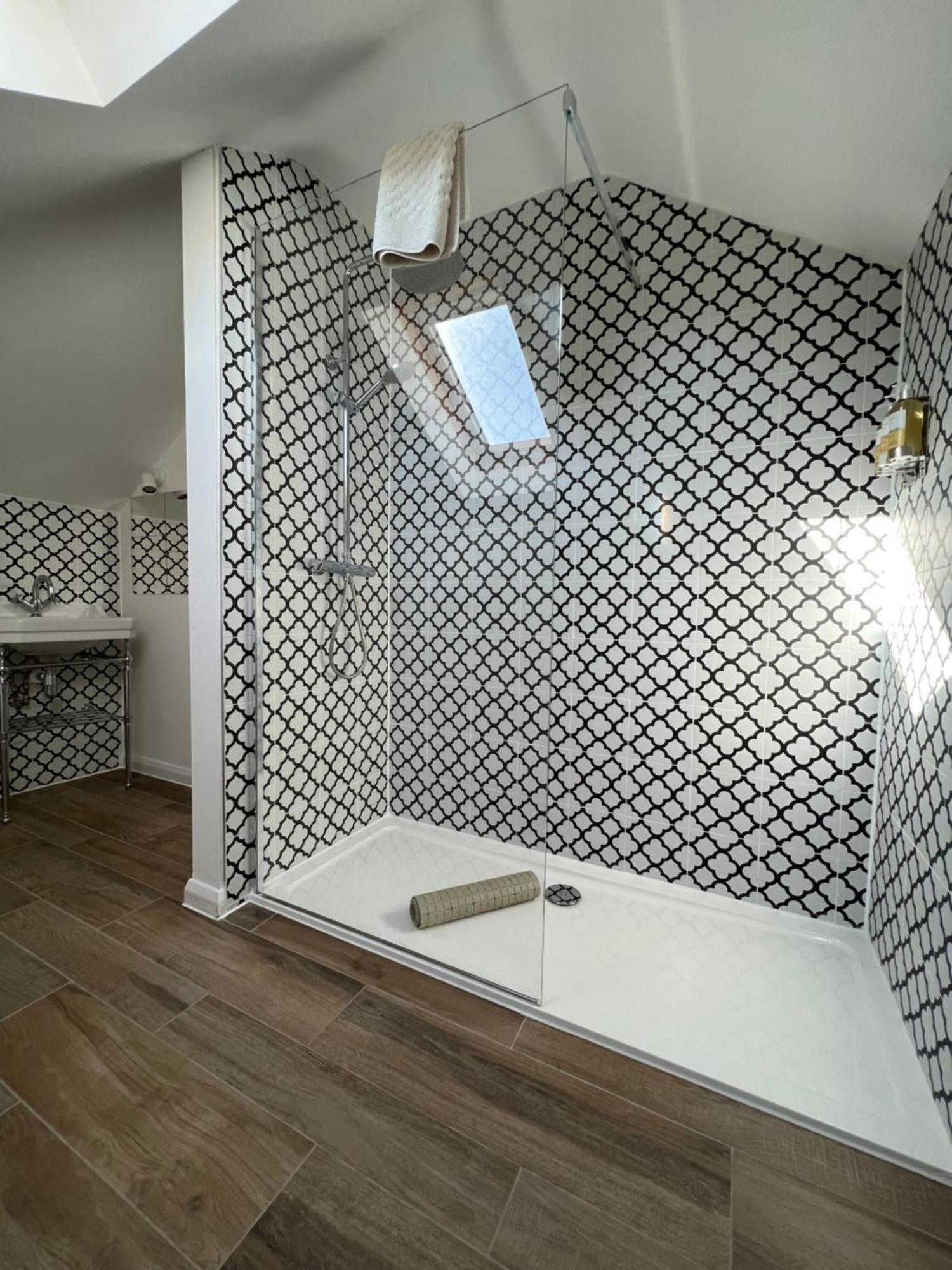 Cottage Lodge Hotel Отель