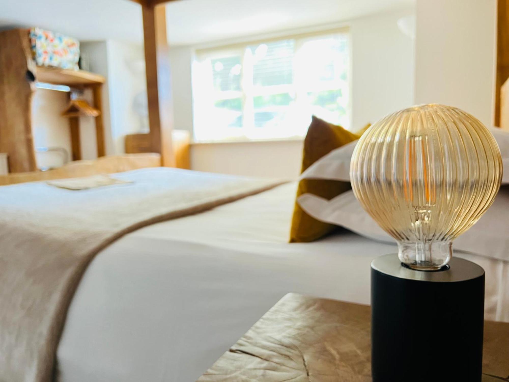 Cottage Lodge Hotel