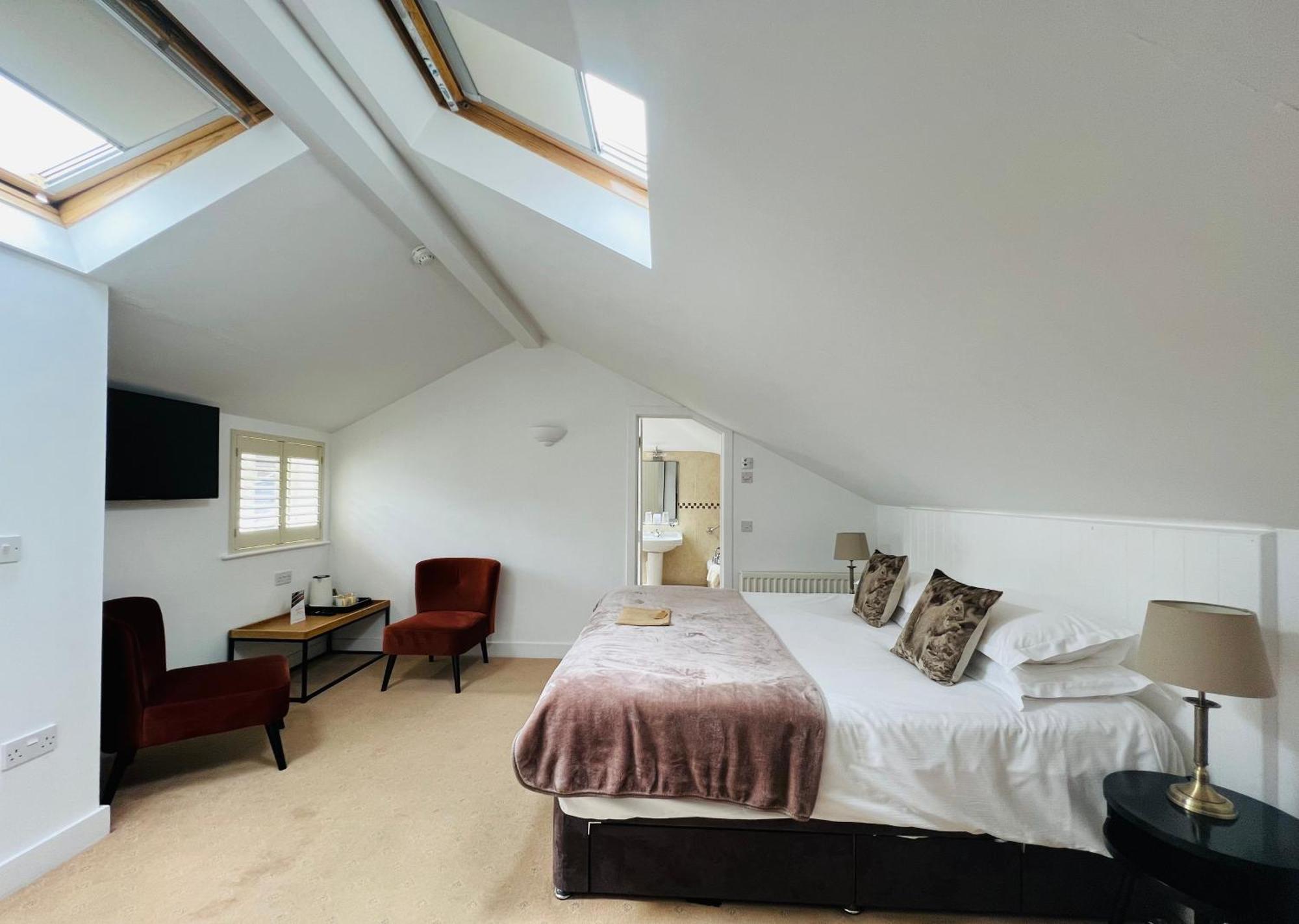 Hotel Cottage Lodge Hotel 2*