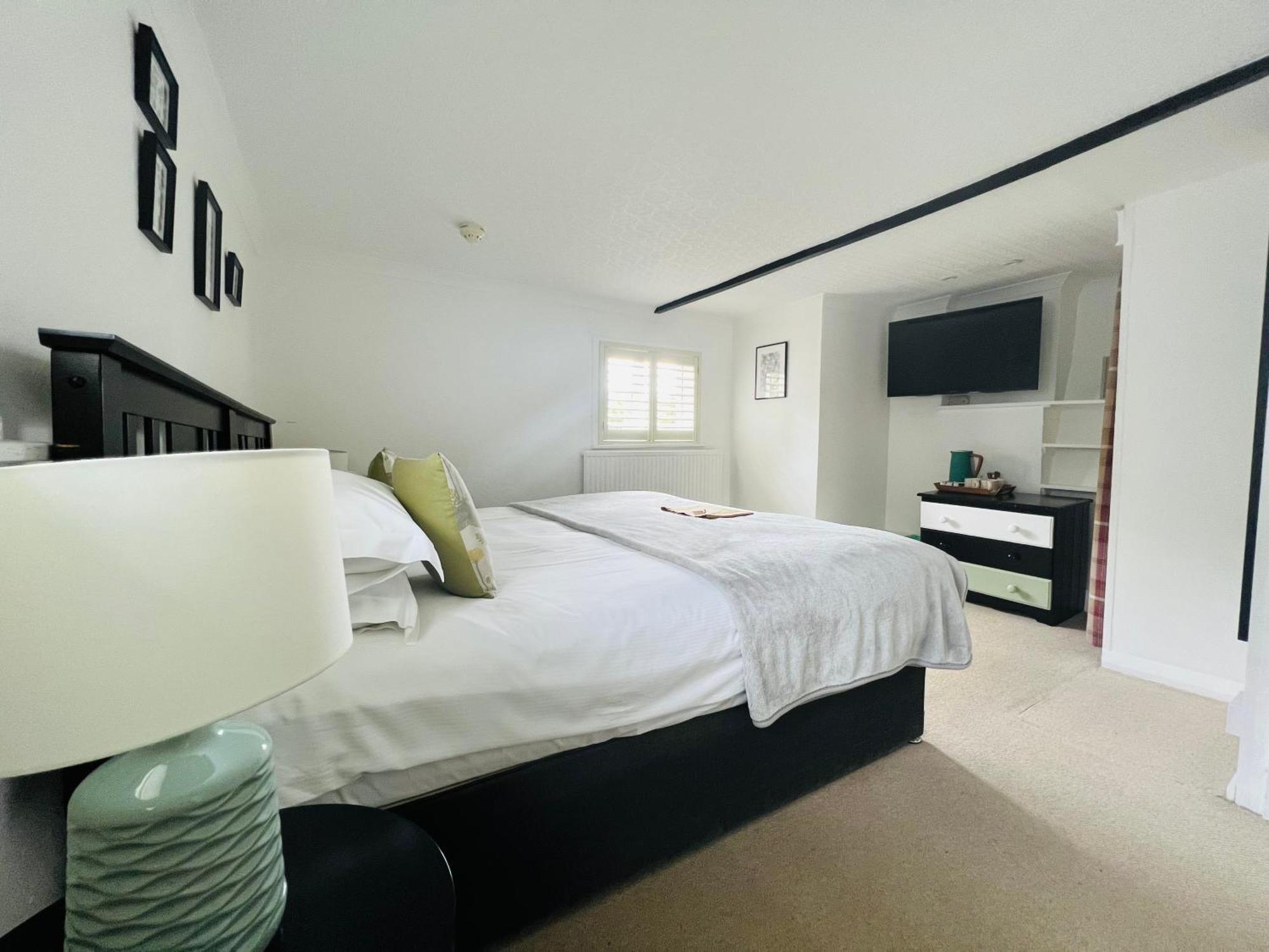 Hotel Cottage Lodge Hotel 2*