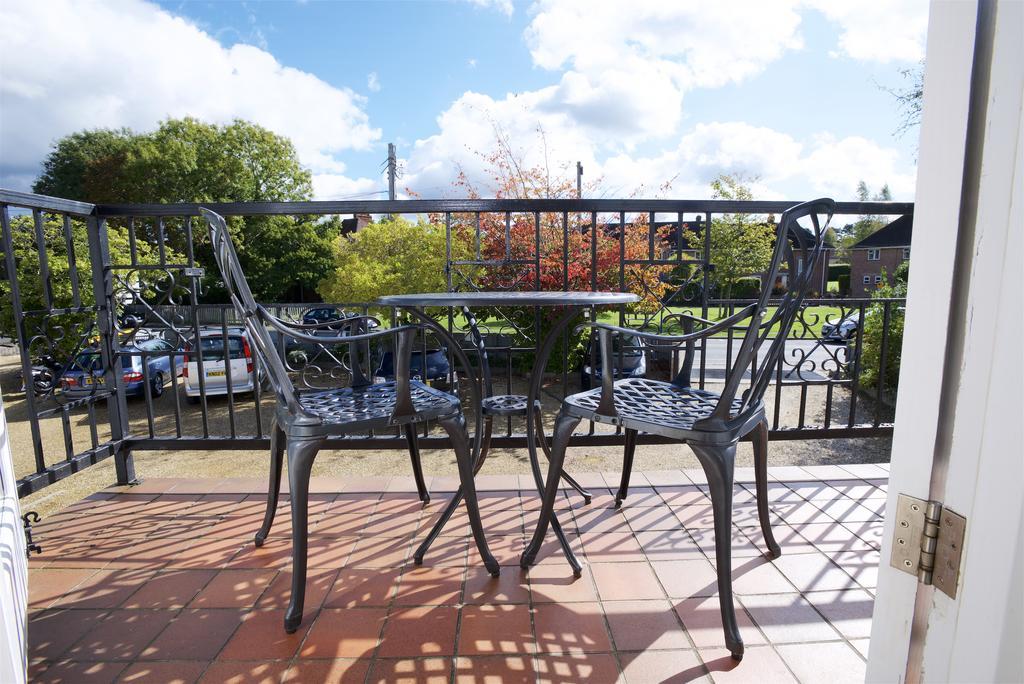 Cottage Lodge Hotel Hotel 2*