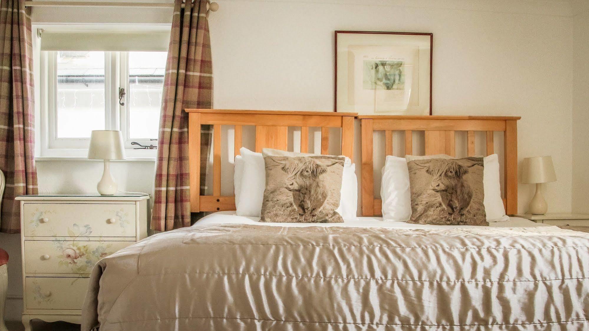 Cottage Lodge Hotel Hotel 2*